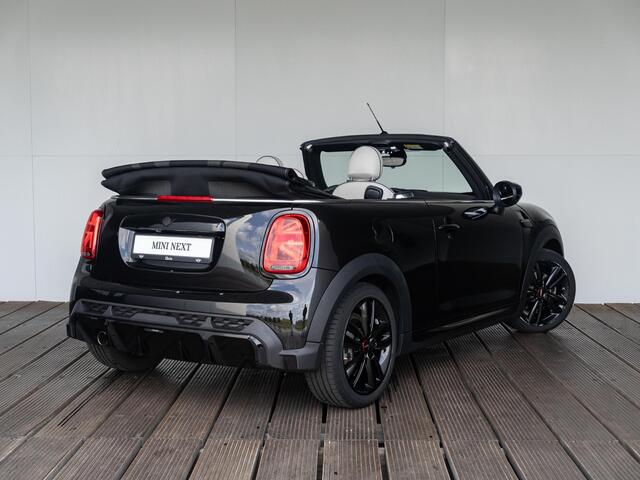Mini COOPER Cabrio Aut. JCW pakket + Chester leder + Comfort Plus