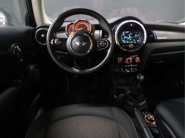 Mini COOPER Mini 1.5 Business [NAVIGATIE, AIRCO, PDC ACHTER, BLUETOOTH, 6-BAK, CRUISE CONTROL, NIEUWSTAAT]