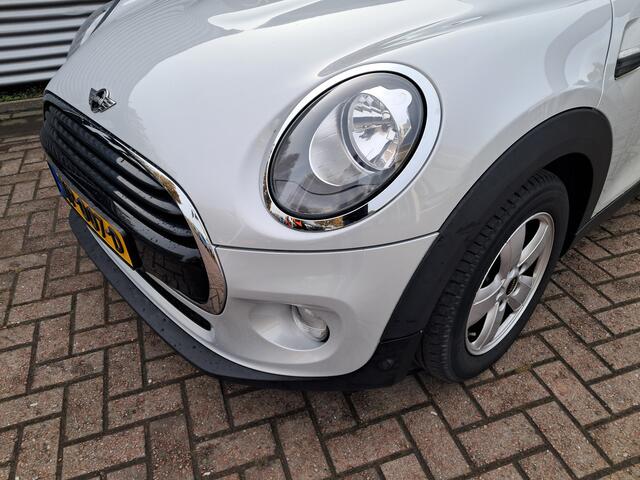 Mini COOPER Mini 1.5 Business | Airco | Navigatie | LM Velgen | Ndl auto! | Dealer onderhouden | RIJKLAARPRIJS INCL 12 MAANDEN GARANTIE EN BEURT
