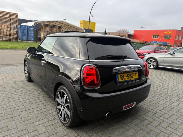 Mini COOPER Mini 1.5 Chili | 12MND GARANTIE | AUTOMAAT | PANODAK | LED | DAB | LEDER | DEALER ONDERHOUDEN |