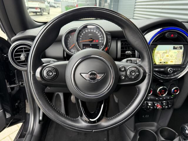 Mini COOPER Mini 1.2 One Pano/Navi/Union Jack achterlichten