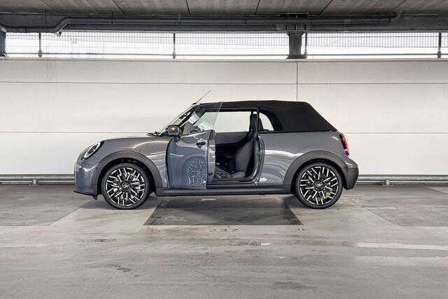 Mini COOPER Cabrio 2.0 C Favoured L