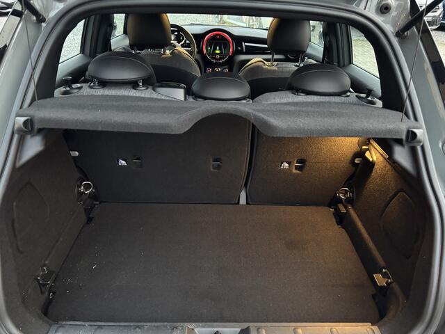 Mini COOPER Mini 1.5 Chili Automaat Full LED / Carplay / Sportinterieur