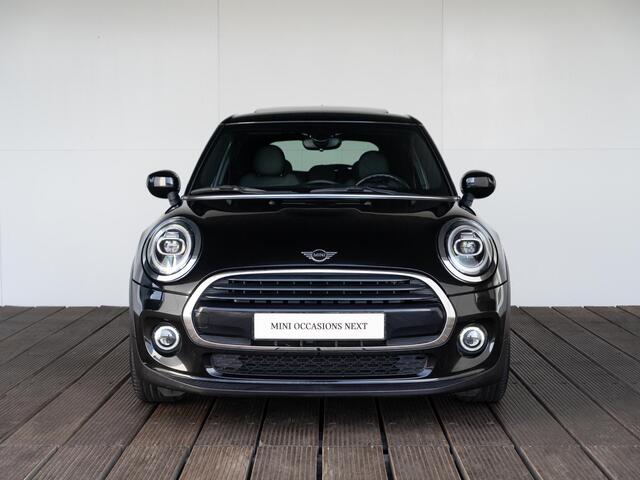 Mini COOPER 5-deurs Aut. Chili + Business + Panoramadak