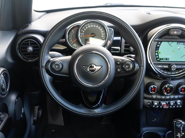 Mini COOPER 5-deurs Aut. Chili + Business + Panoramadak