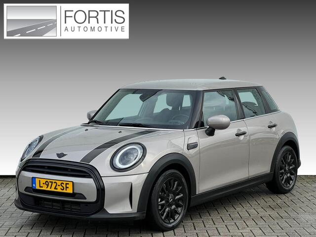 Mini COOPER 1.5 Business Edition NL AUTO | DEALER ONDERH | UNION JACK | CARPLAY