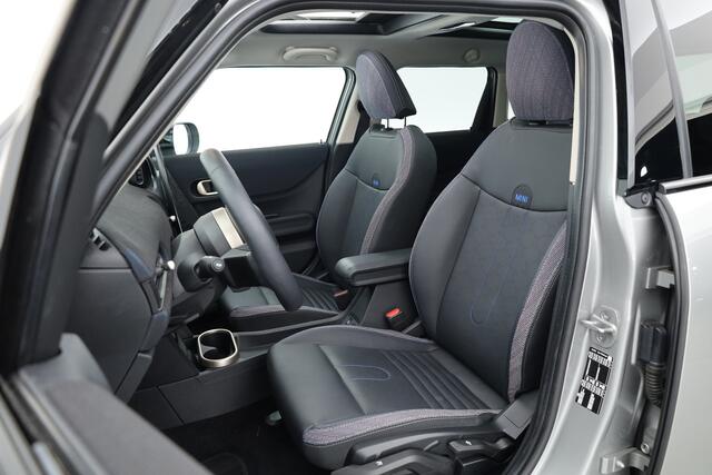 Mini COOPER Mini 1.5 C Classic - Pakket L | Pano | HUD | H&K | Cruise | 360*Camera + PDC | Keyless | Stuur + Stoelverw. | Nav + App.connect | Dodehoek | Acc V