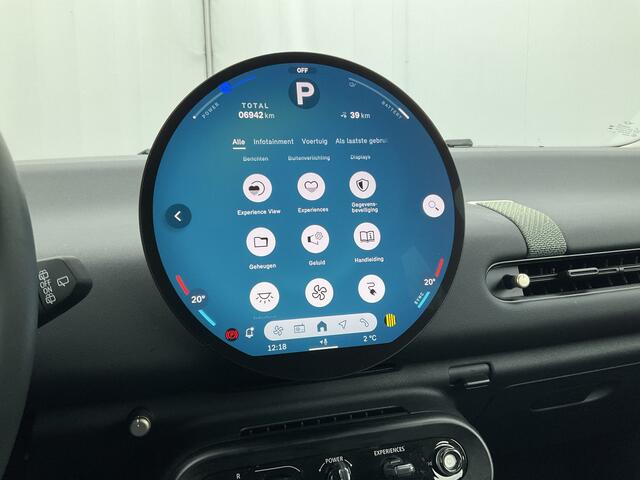 Mini COOPER Mini E Essential 40.7 kWh Carplay DAB Camera Nieuwstaat