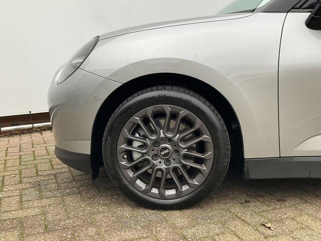 Mini COOPER Mini E Essential 40.7 kWh Carplay DAB Camera Nieuwstaat