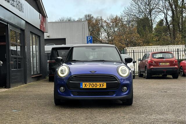 Mini COOPER Mini 1.5 Chilli | Black Edition