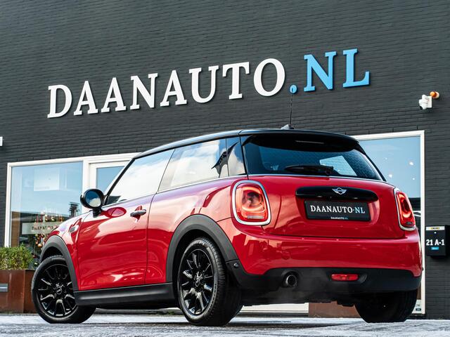 Mini COOPER Mini 1.5 Automaat JCW Camera Keyless HUD Navi Pro