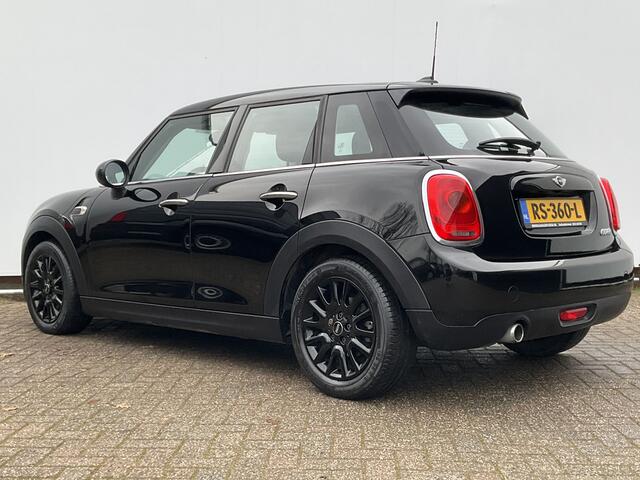 Mini COOPER 1.5 136pk Navi Clima Cruise Pano.dak 5-Deurs Pepper Business