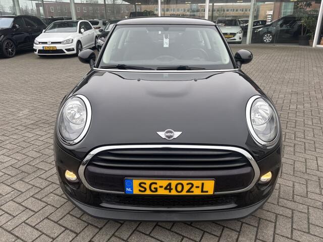 Mini COOPER Mini 1.5 Business Navi Cruise Parkeersensoren