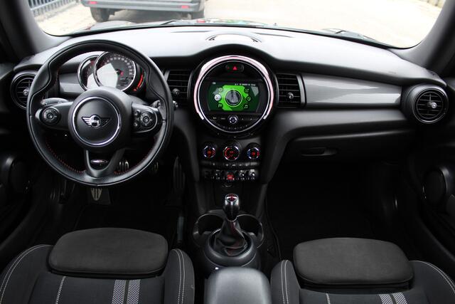 Mini COOPER 1.5 Cooper | JCW pakket | LED | Kuipstoelen | NL-auto