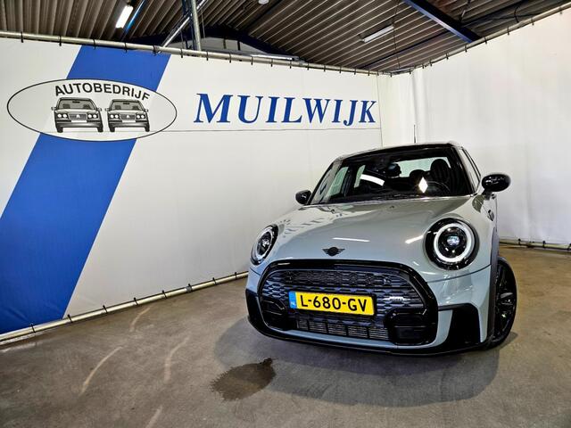 Mini COOPER Cooper John Cooper Works 1.5 Cooper / Black Optic / Camera / NL Auto