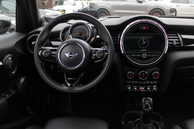 Mini COOPER Mini 1.5 60 Years Edition / Panoramadak / Head-up / Leder / Harman Kardon / 17'' / Navigatie / DAB / Cruise Control
