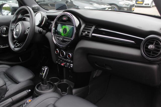 Mini COOPER Mini 1.5 60 Years Edition / Panoramadak / Head-up / Leder / Harman Kardon / 17'' / Navigatie / DAB / Cruise Control