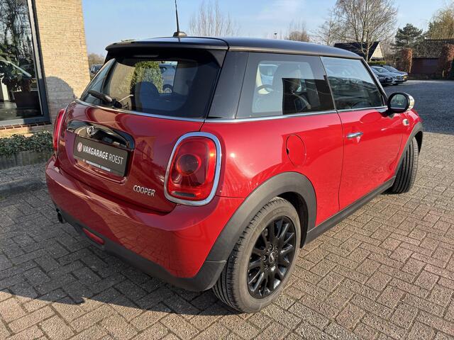 Mini COOPER Mini 1.5 Automaat Airco / LM-Velgen / Zwart dak