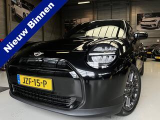 mini-cooper-mini-e-essential-xs-40.