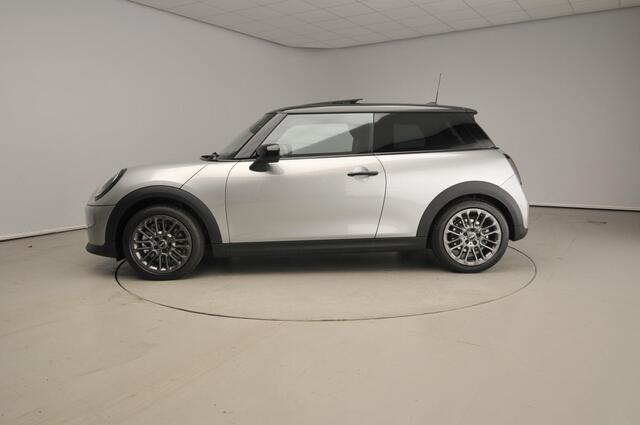 Mini COOPER 3-deurs C Automaat / Panoramadak / JCW Sportstoelen / Harman-Kardon / Head-up / Alu wielen 17 inch