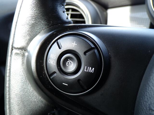 Mini COOPER Mini 1.5 Two-tone, Full LED / Harman Kardon / Parkeersensoren / Apple Carplay / 17' LMV