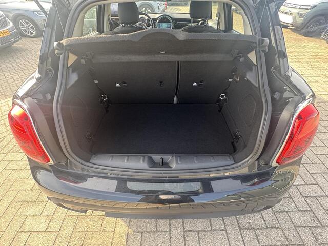 Mini COOPER Mini 1.5 Classic Navigatie | PDC