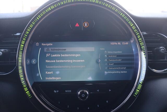 Mini COOPER Mini 1.5 Camden Edition - NL- Auto!! Climate I Apple I Led