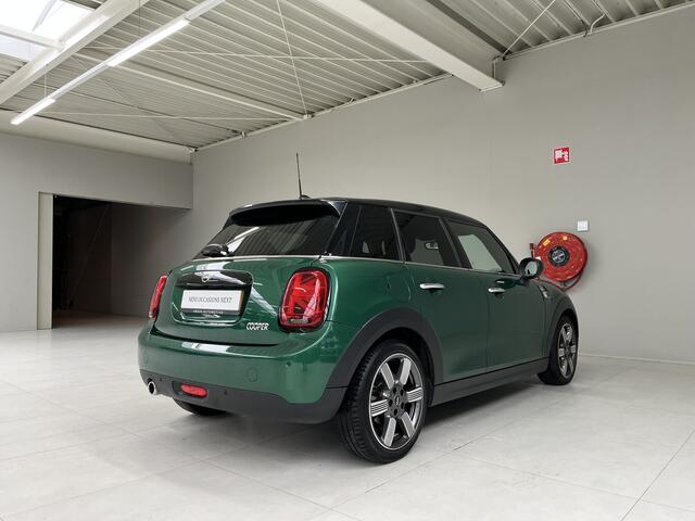 Mini COOPER 5-DEURS 60 Years Edition | Panorama | Leder | Harman Kardon