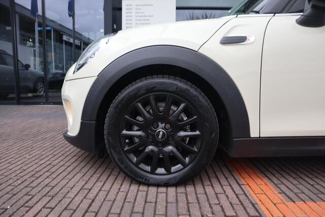 Mini COOPER 5-deurs | Airconditioning | Navigatie