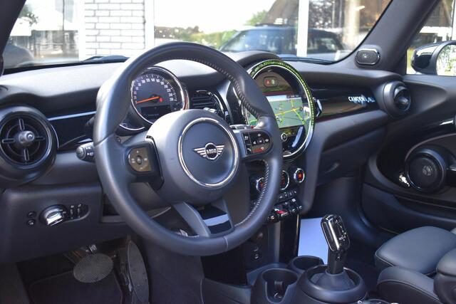 Mini COOPER Mini 1.5 Aut. Camden Pano Leder Camera Nav