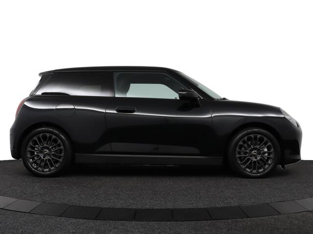 Mini COOPER Mini E Blackyard XS 40.7 kWh - Pakket XS - Head-up display - Stoelverwarming -Apple Carplay