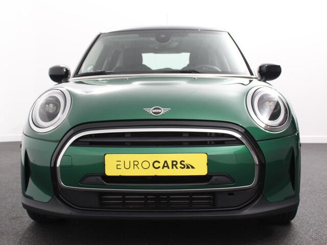 Mini COOPER Mini 1.5 Automaat Maximise | Achteruitrij Camera | Navigatie | Keyless start | Climate Control | Parkeer sensoren | Verwarmde voorstoelen
