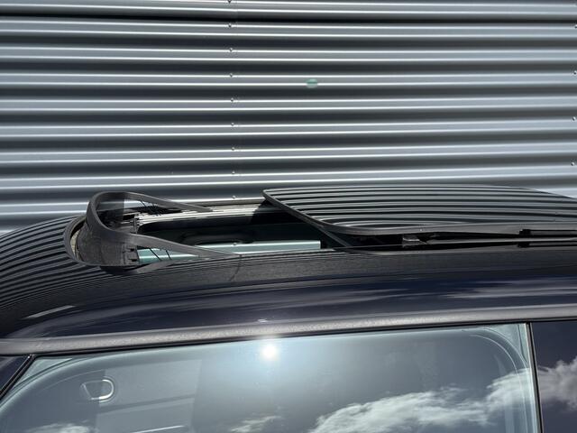 Mini COOPER Mini 1.5 C Pano/Camera/Apple/Leder 2e Paasdag geopend van 12:00 tot 16:00 uur