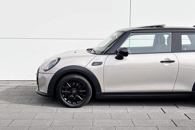 Mini COOPER 3-deurs 1.5 Camden Plus Edition