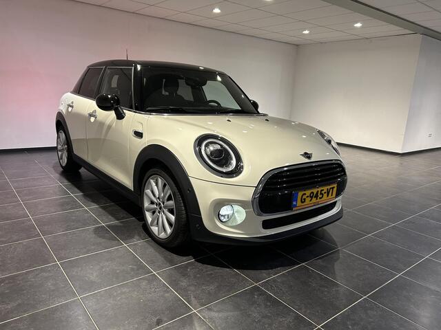 Mini COOPER Mini 1.5 Pepper | Stoelverwarming | Navigatie | Parkeersensoren V+A | Climate Control |
