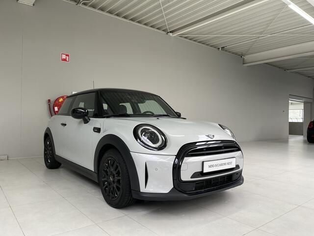 Mini COOPER 3-deurs 1.5 Camden Plus Edition | Panorama | Head-Up | Piano Black Exterieur | Harman Kardon |