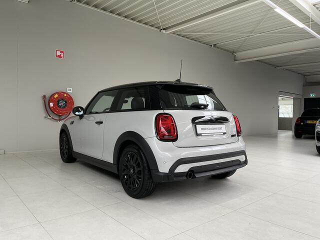 Mini COOPER 3-deurs 1.5 Camden Plus Edition | Panorama | Head-Up | Piano Black Exterieur | Harman Kardon |