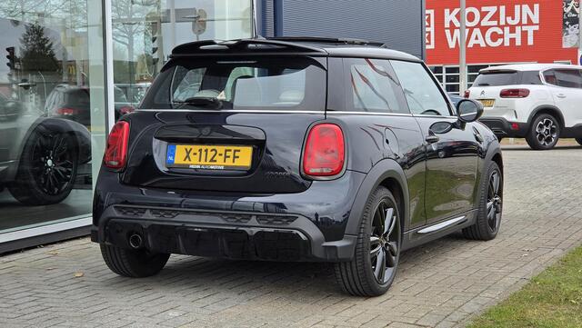 Mini COOPER Mini 1.5 Resolute Edition | NAP | Pano | Automaat | JCW | Wit Leder | Keyless | Stoelverwarming | Camera | PDC