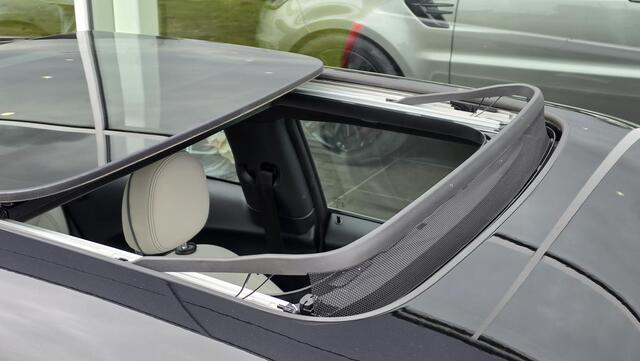 Mini COOPER Mini 1.5 Resolute Edition | NAP | Pano | Automaat | JCW | Wit Leder | Keyless | Stoelverwarming | Camera | PDC