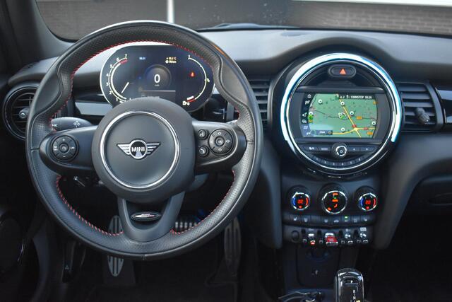 Mini COOPER Mini 1.5 Dalston Edition | Pano | 5-Drs | Schaalstoel | Carplay