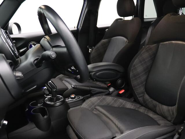 Mini COOPER Mini 1.5 Chili Navig | Cruise Contol | Stoelverwarming voor