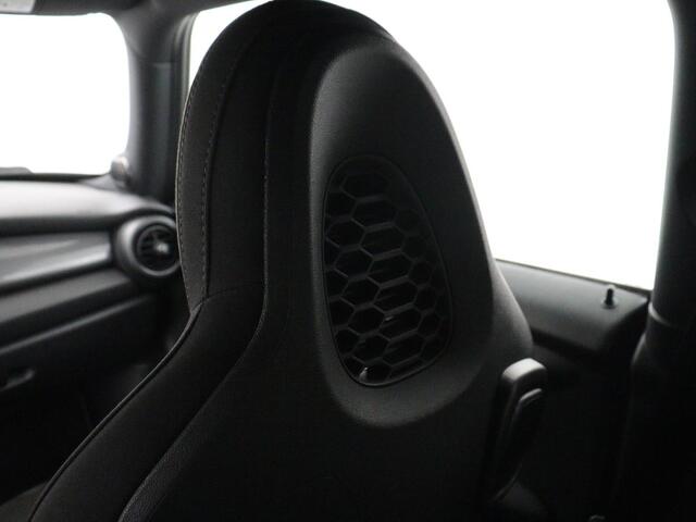 Mini COOPER 1.5 Cooper | Harman/Kardon | Carplay | Sportstoelen | Full LED | Navigatie | Climate control | Park Assist | Cruise control | Getint glas