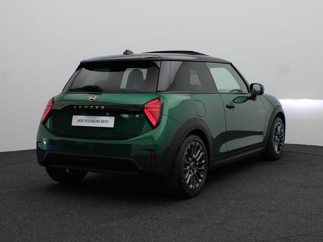 Mini COOPER C Favoured + M pakket + Getint Glas + Pano