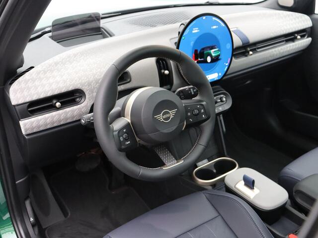 Mini COOPER C Favoured + M pakket + Getint Glas + Pano