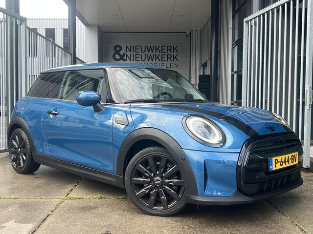 Mini COOPER Mini 1.5 Business Edition | AUTOMAAT | CARPLAY/ANDROID | HEAD-UP DISPLAY | NAVI | CAMERA | CRUISE CONTROL | PDC V+A | CLIMATE CONTROL | LMV 17'' | STOELVERWARMING | KEYLESS | LED | DAB | BLUETOOTH | ALL-SEASON BANDEN