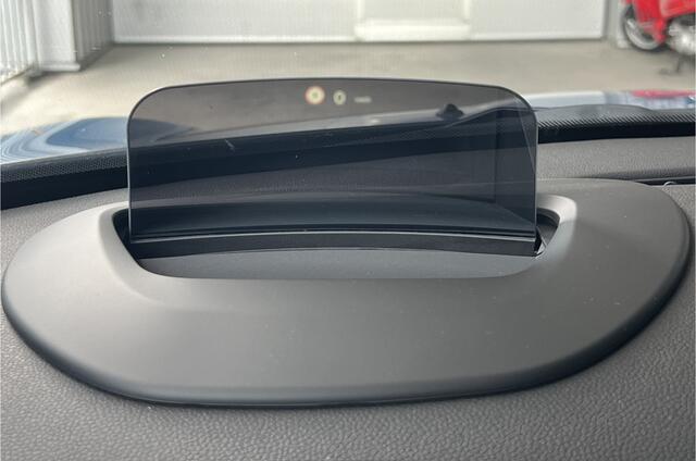 Mini COOPER Mini 1.5 Business Edition | AUTOMAAT | CARPLAY/ANDROID | HEAD-UP DISPLAY | NAVI | CAMERA | CRUISE CONTROL | PDC V+A | CLIMATE CONTROL | LMV 17'' | STOELVERWARMING | KEYLESS | LED | DAB | BLUETOOTH | ALL-SEASON BANDEN