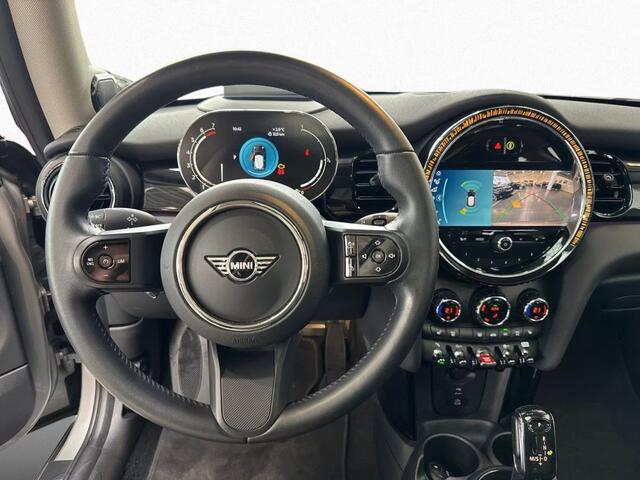 Mini COOPER 1.5 Aut. ** LED, NAVI, PANORAMA, H&K Sound, HuD, CRUISE, KEYLESS ** 1e EIG - UNFALLFREI ** ** INFORMEER OOK NAAR ONZE AANTREKKELIJKE FINANCIAL-LEASE TARIEVEN **