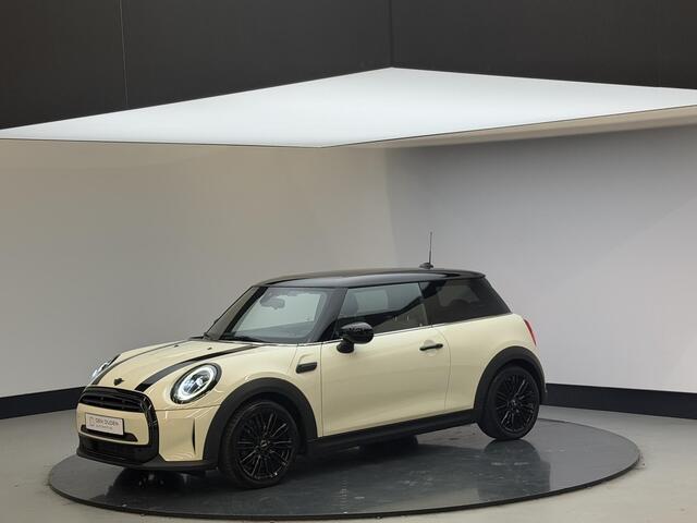 Mini COOPER Mini 1.5 Classic | Automaat | Panodak | Black Optic pakket | Carplay | NL Auto