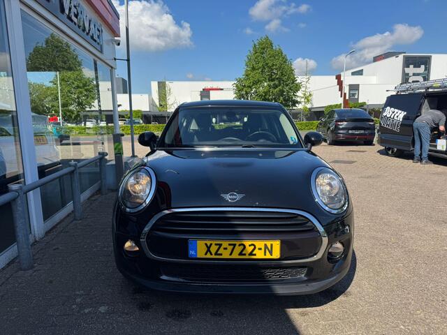 Mini COOPER Mini 1.5 Business Edition