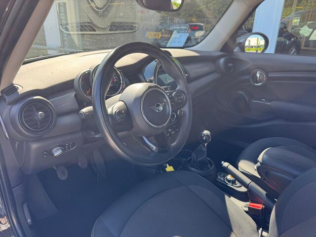 Mini COOPER Mini 1.5 Business Edition